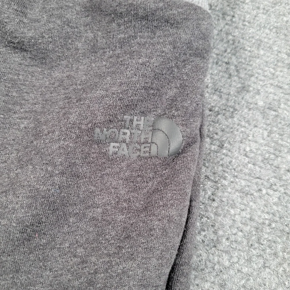 The‎ North Face Shorts Mens Large Gray FlashDry Sweat Athletic Pockets NF0A35D5